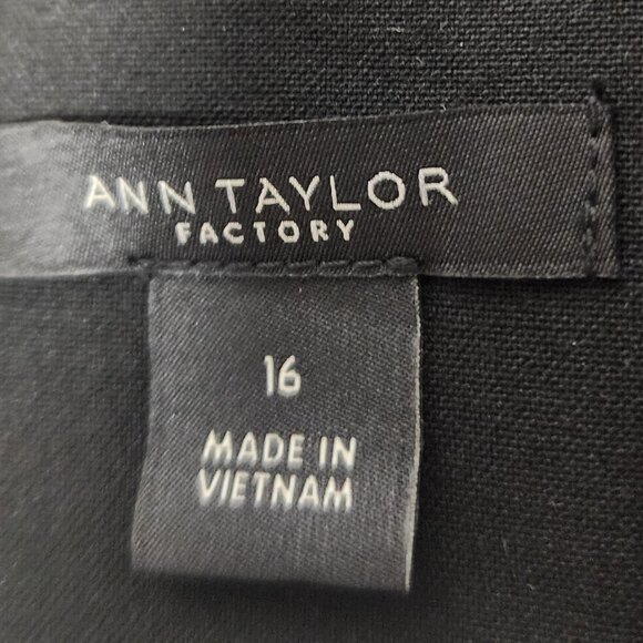 Ann Taylor Factory Vneck black sleeveless sheath dress 16 Business Career - Picture 6 of 8